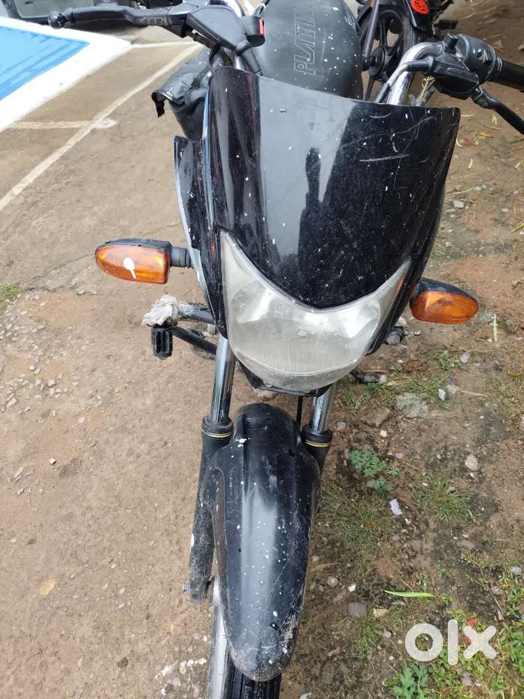 Gadi bahut acchi condition mein hai