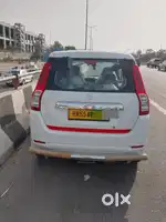 Uber ki id wale or uttam Nagar ke near wale hi sampark kare