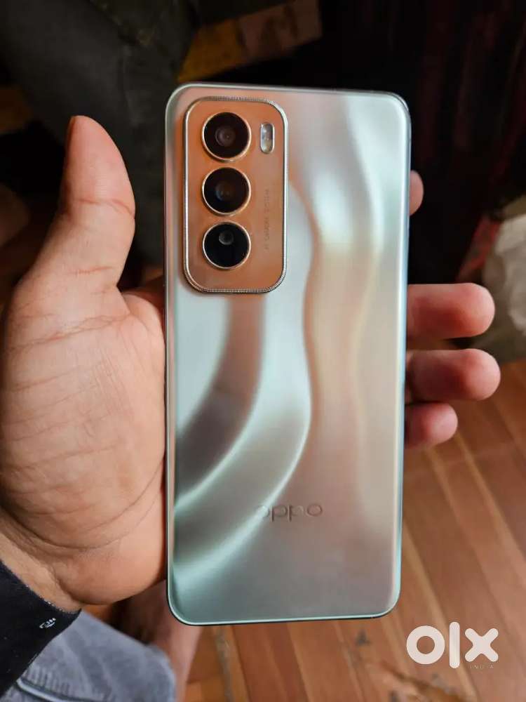 Oppo Reno 12  ( 8+4  256GB )  in great condition
