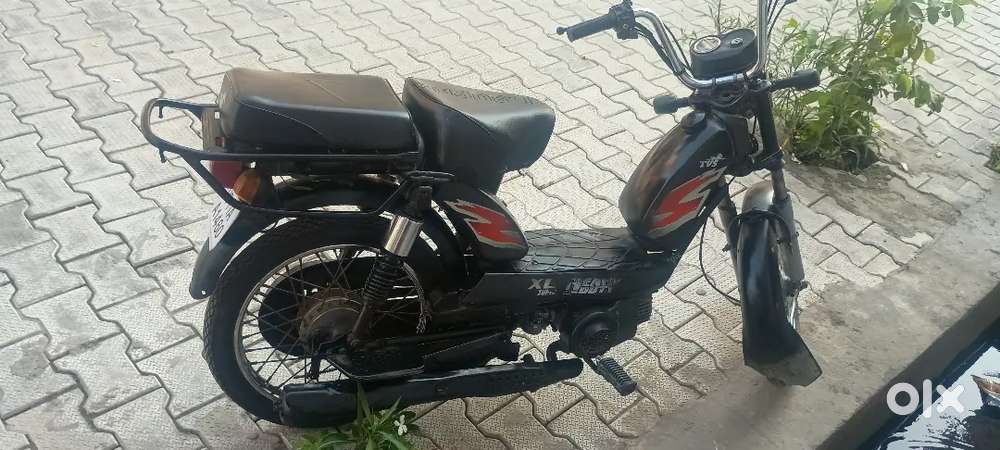 TVS xl 100