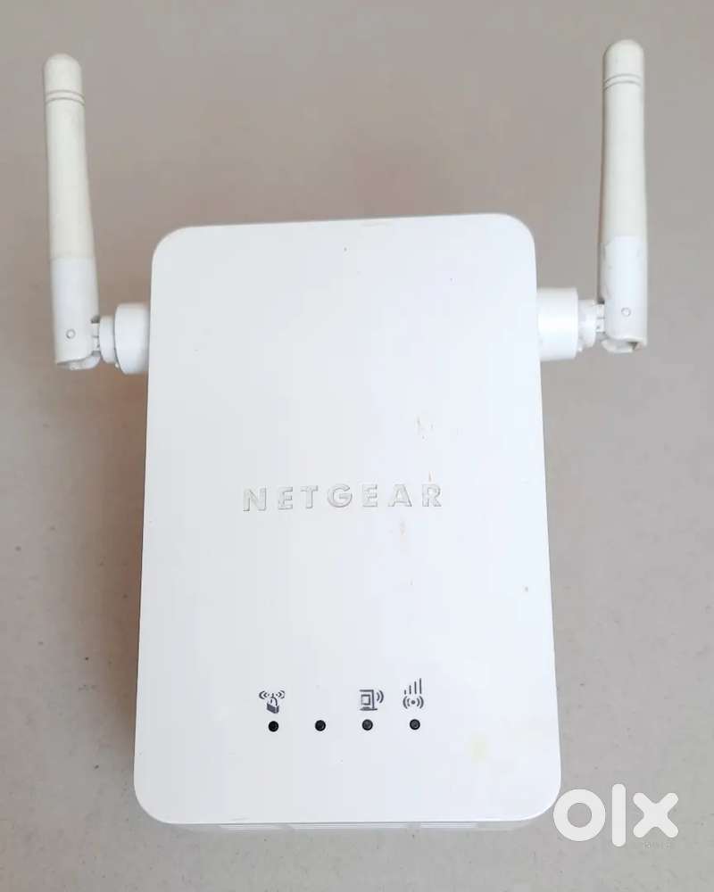 Wi-Fi Range Extension TP-Link Rs.450/- Netgear Rs.650/-