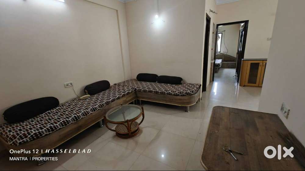 2 BHK Flat for Sale at Palasia