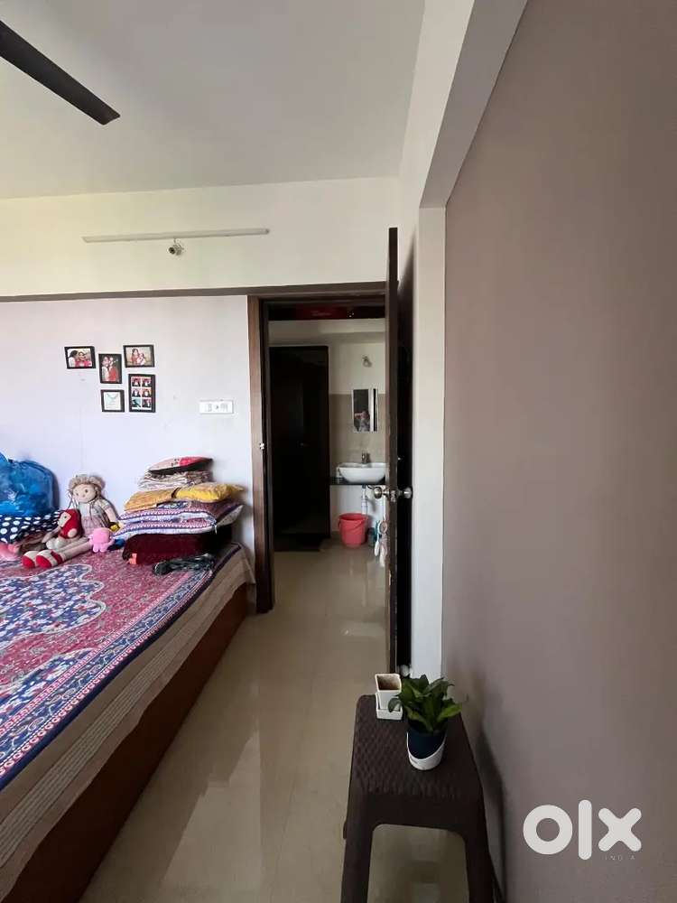 2 bhk flat available one month brokerage