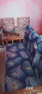 Argent sell sofa only 4500