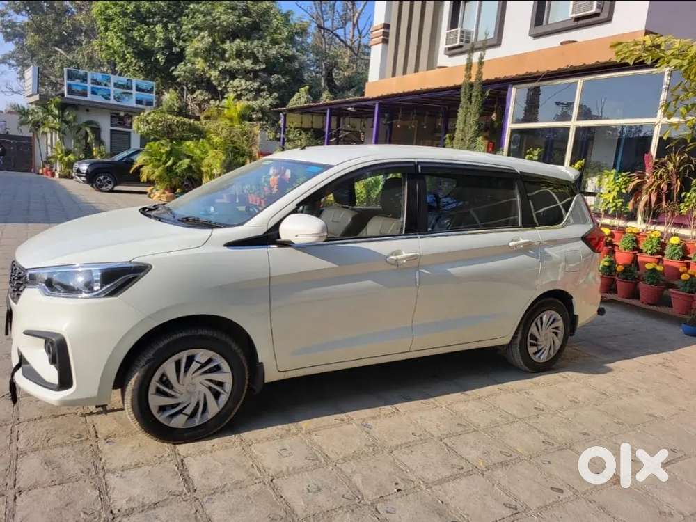 Maruti Suzuki Ertiga 2024 CNG & Hybrids 35850 Km Driven