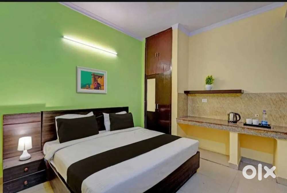 Boys PG Available For Boys