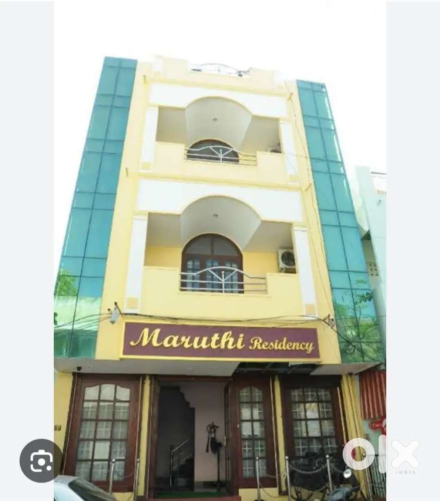 Receptionist night shift