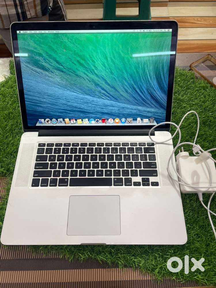 MacBook Pro i7 16Gb 512Gb Original Adapter