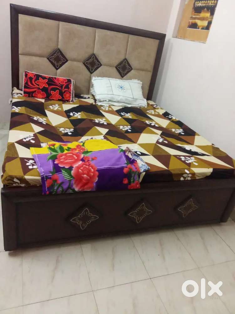 Double bed ,very new