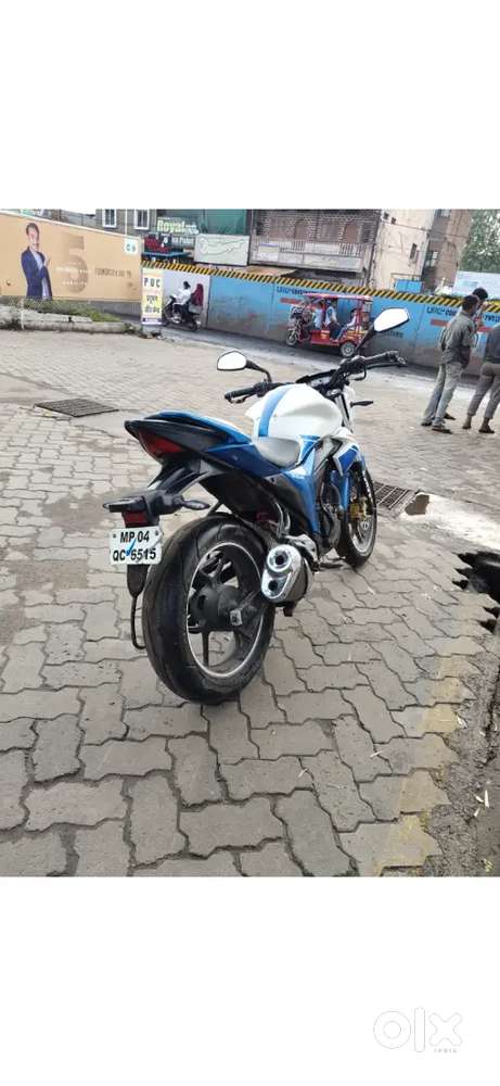 Suzuki Gixxer Sports bike