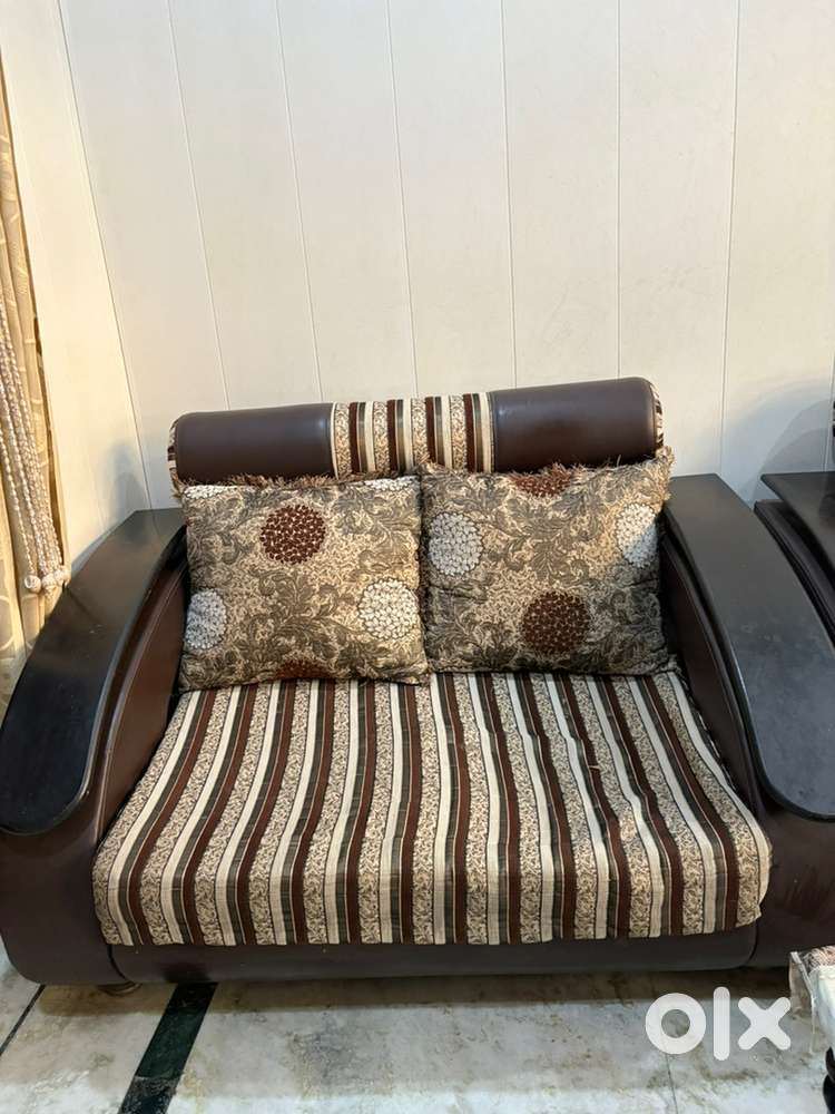 Sofa with cushions
