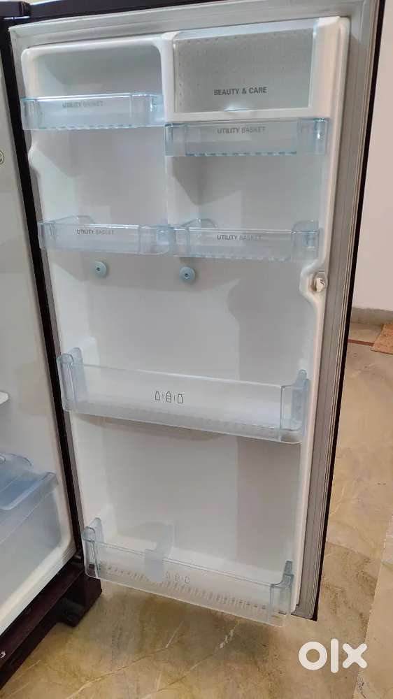 Single door fridge