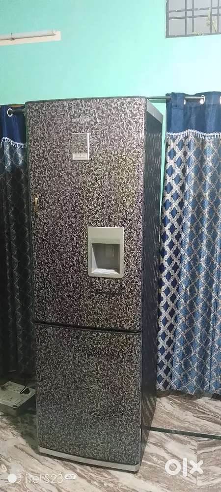 Samsung double door 400 litres refrigerator