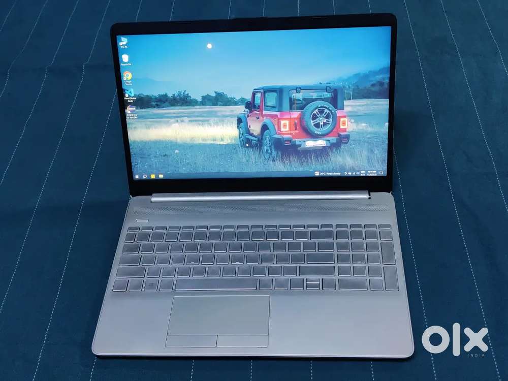 HP 15s Ryzen 3 8GB RAM 1TB ROM 250GB SSD