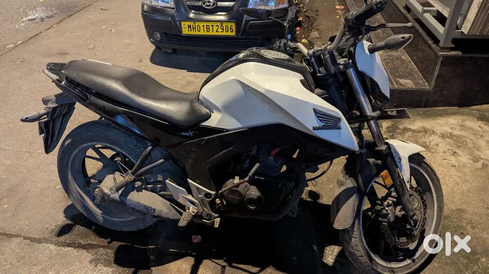 Honda Hornet it's urgent