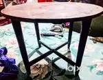 Round Guest Table with Round polished Glass