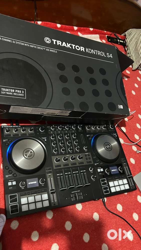 traktor s4 mk3