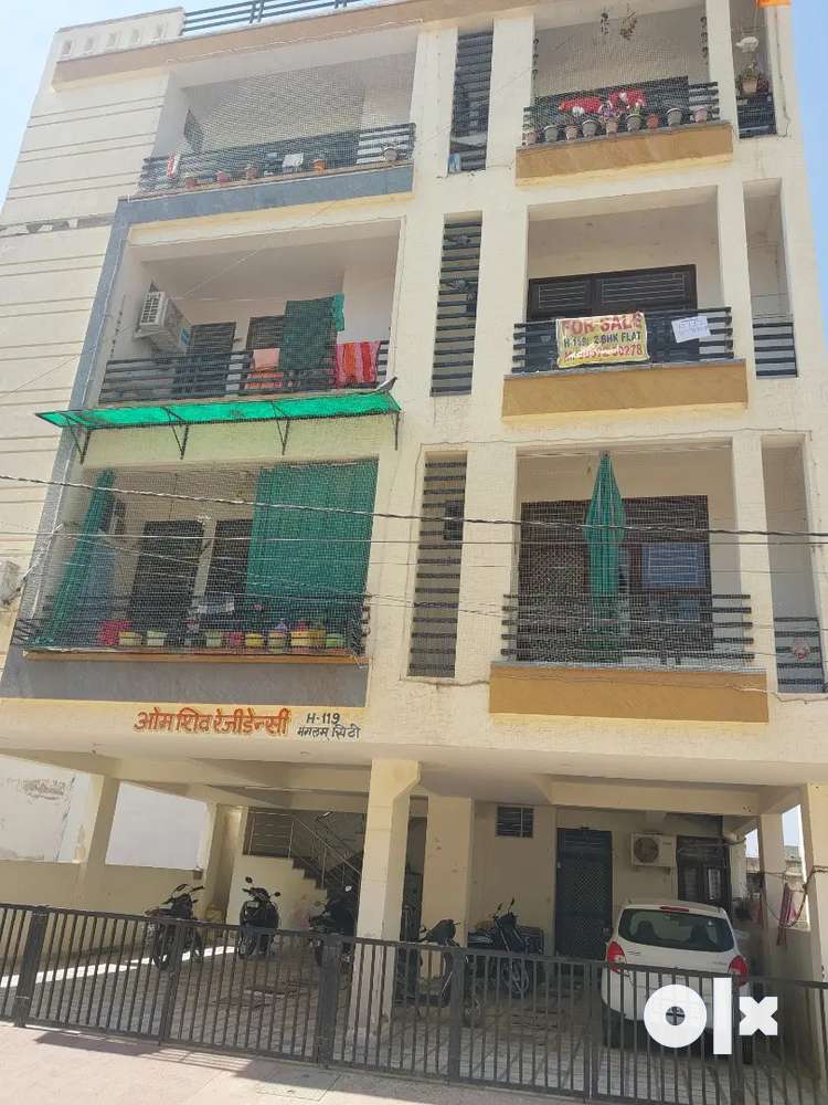 2 bhk apartment,Semifurnished,ready to move