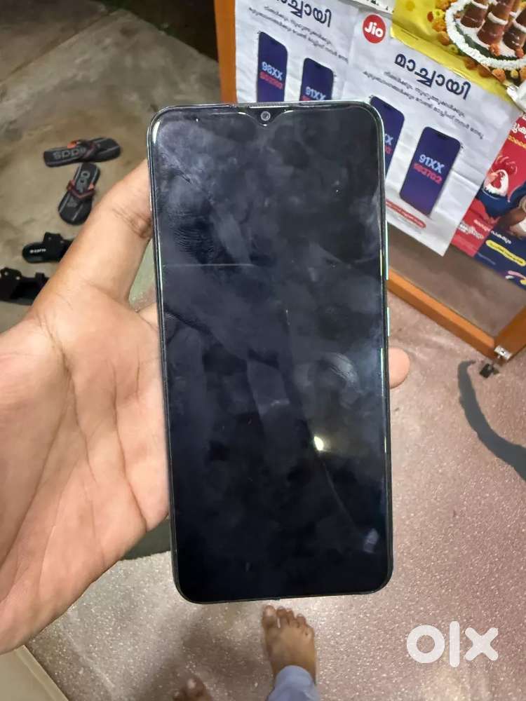 Realme C25Y