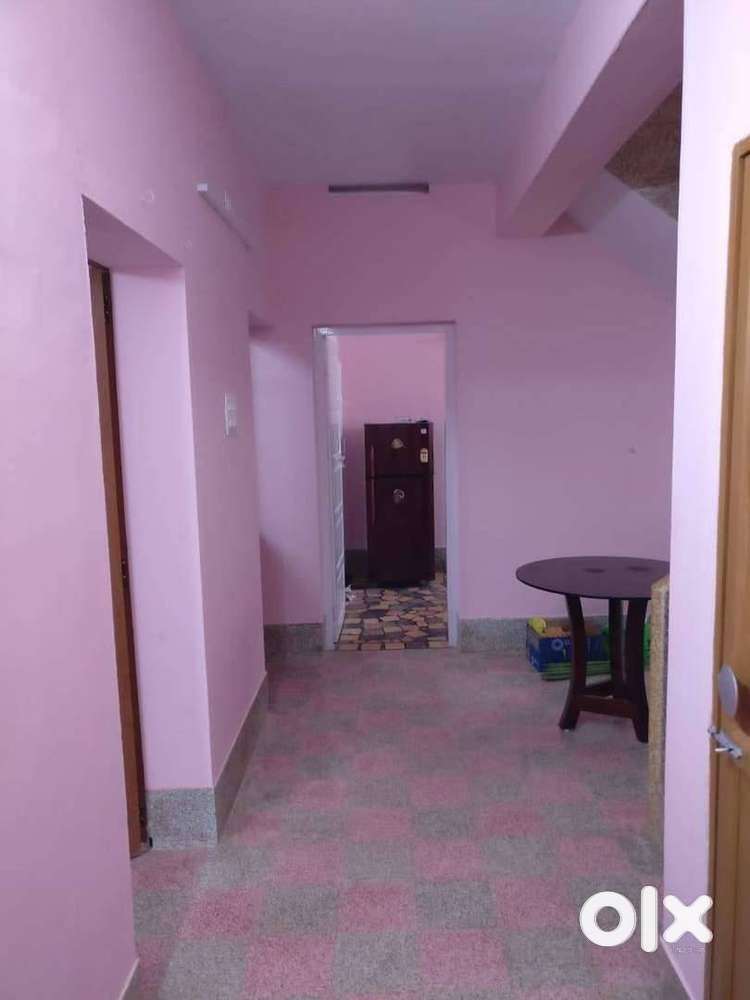 Commercial House for Rent at Vazhuthacaud