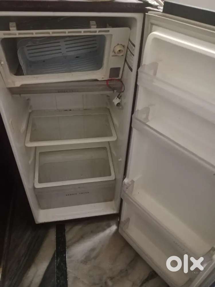Fridge refrigerator