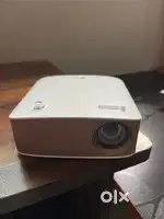 LG 1280×720p Projector with screen share, hdmi and built-in speaker