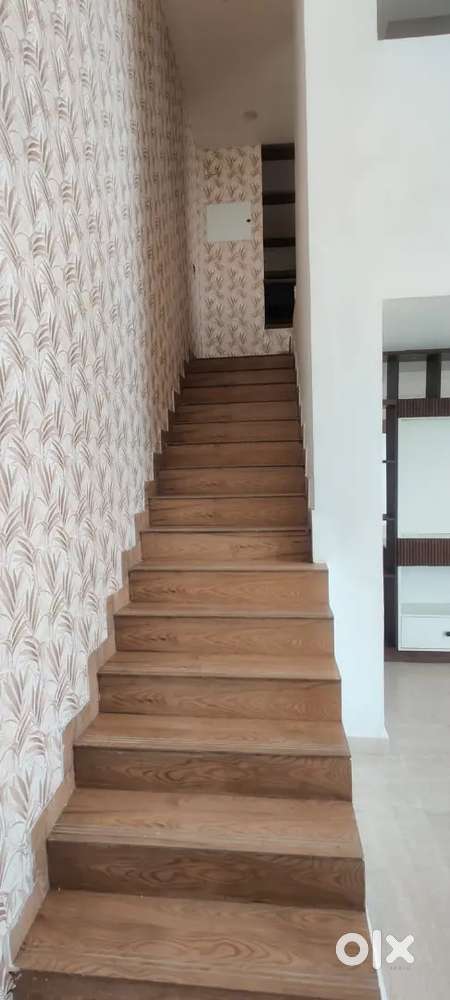 Newly built duplex on rent