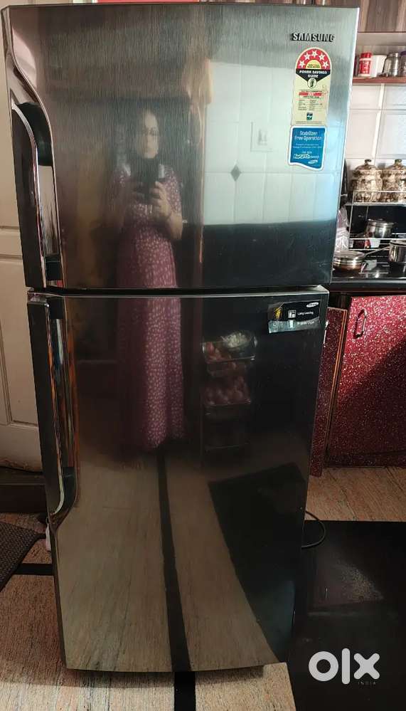 256 liter Samsung refrigerator, good condition, 10year old