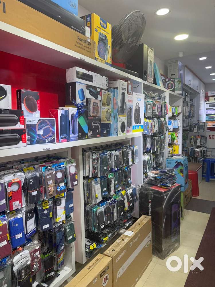 Need accountant for Mobile shop