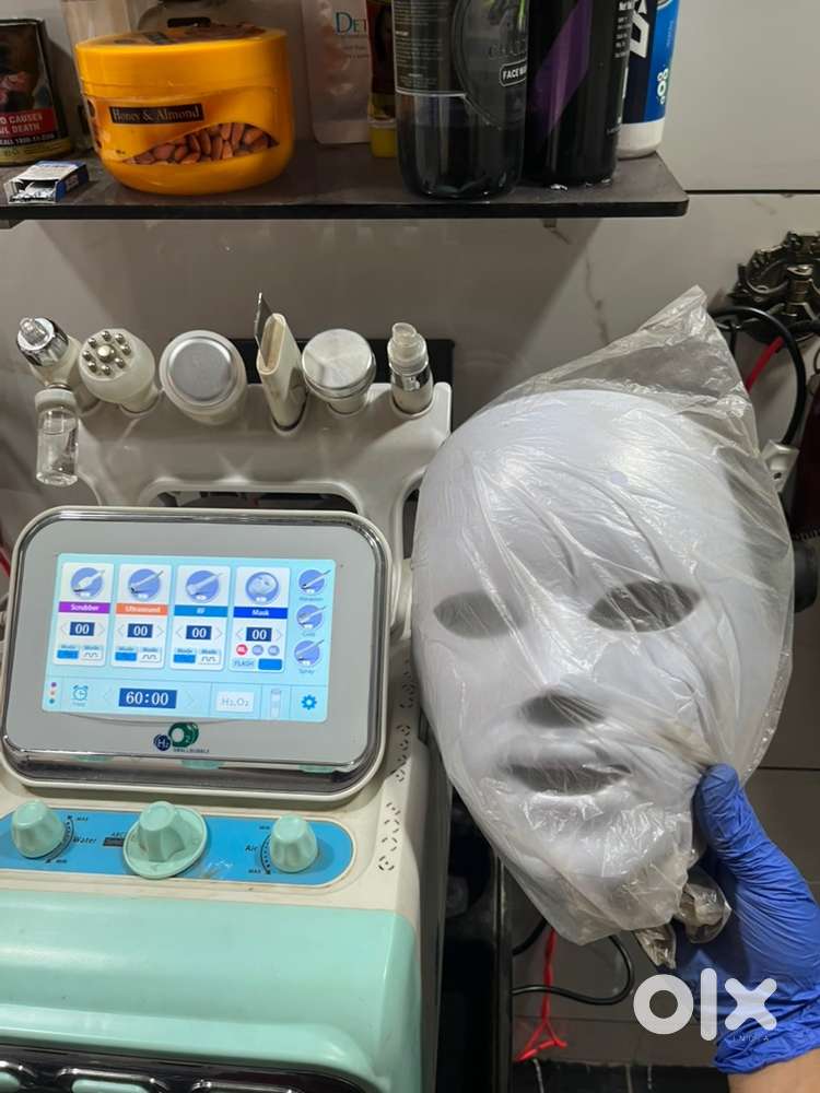 Hydra facial machine