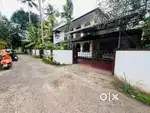 ആലുവ പറവൂർക്കവല 15cent 2200sqt 6bhk house 1.79cr