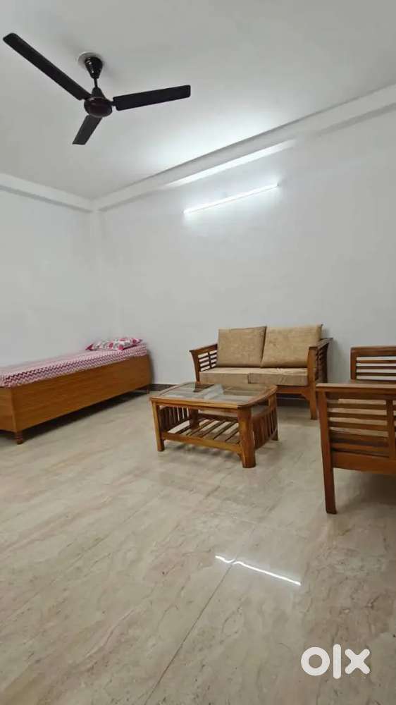 1bhk builder floor in saket