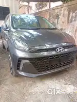 NEW AURA CNG T PERMIT CAR