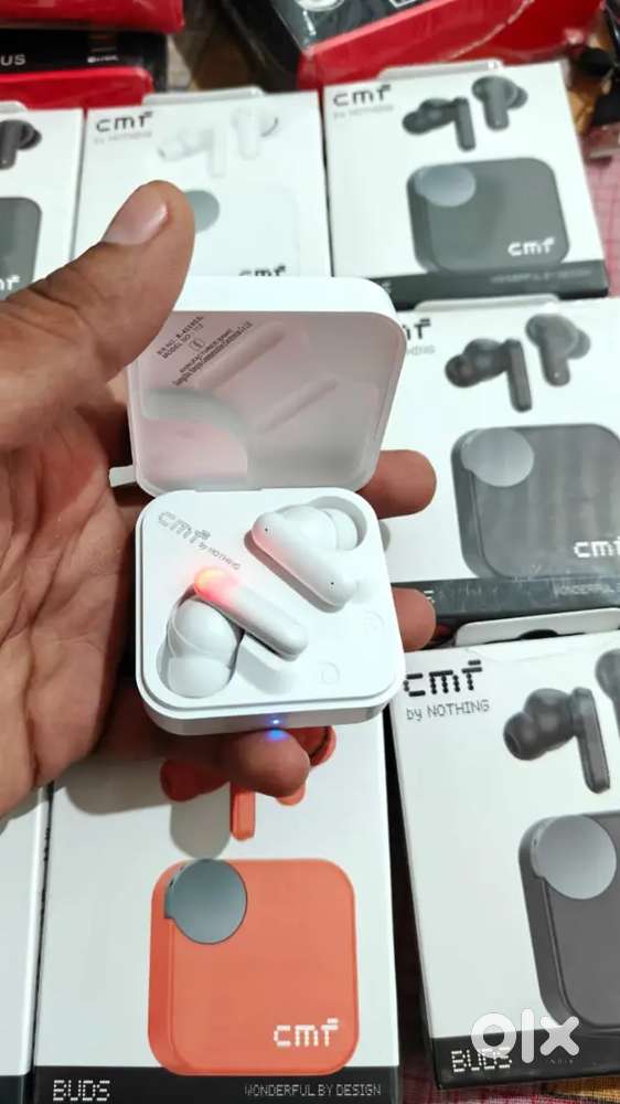 Airbirds lene ke liye contact Karen