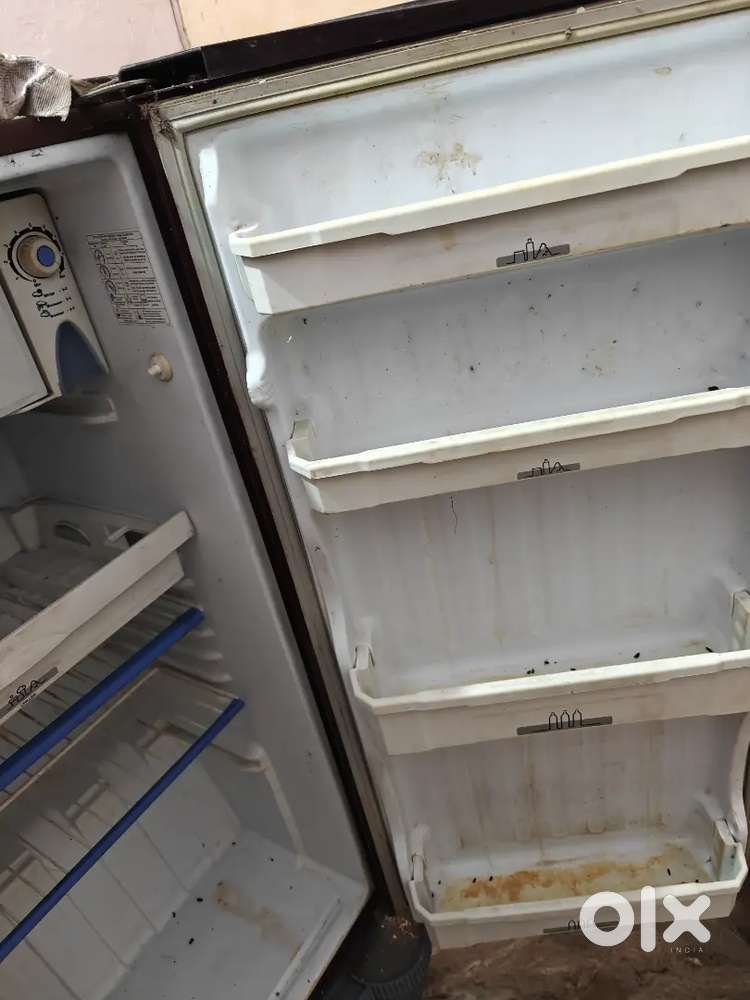 Electrolux Refrigerator 190 litres Fridge