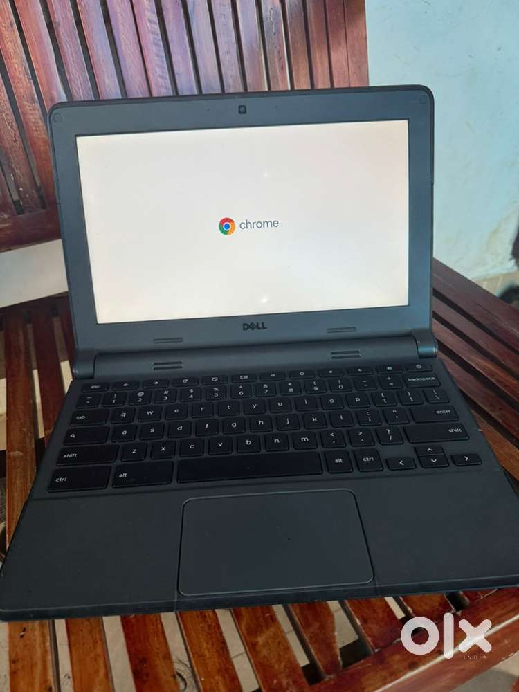 Chrome book 11 black color