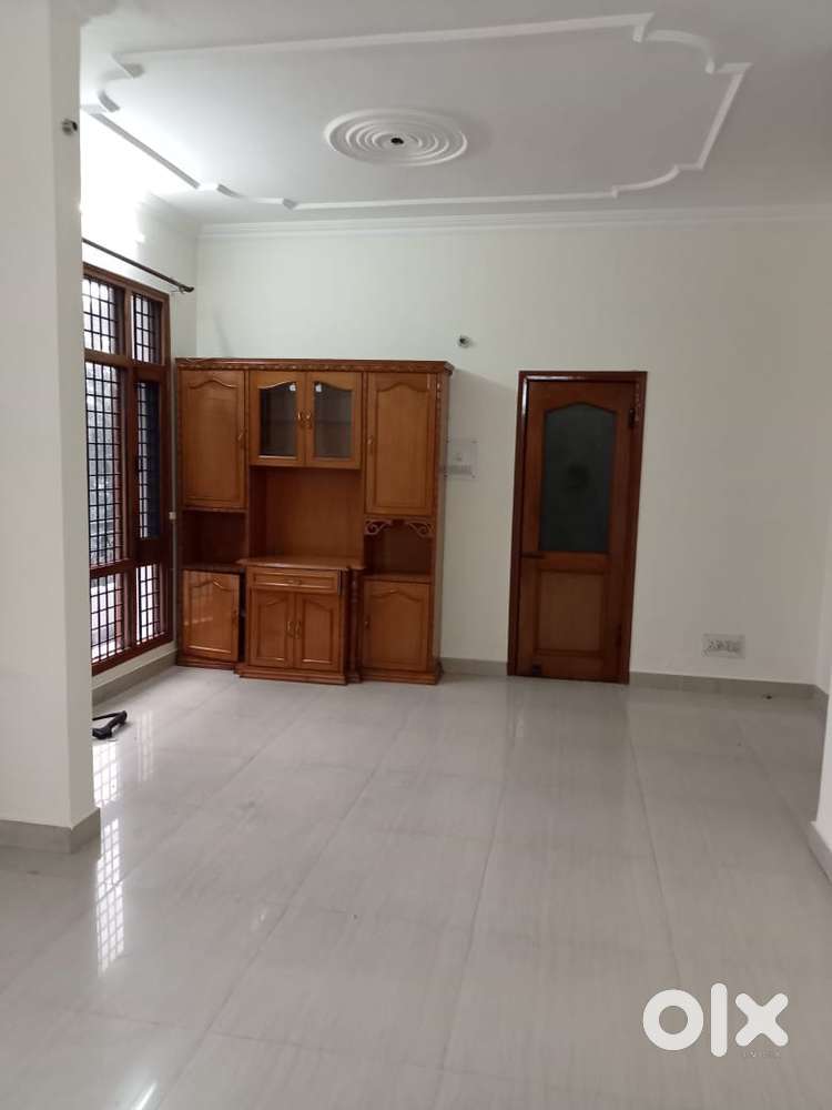 Independent 7 marla triple renovated kothi sector 37 Chandigarh