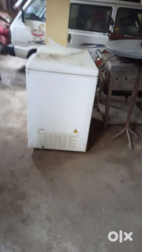 Fridge and gas stove, CHULHA for shops