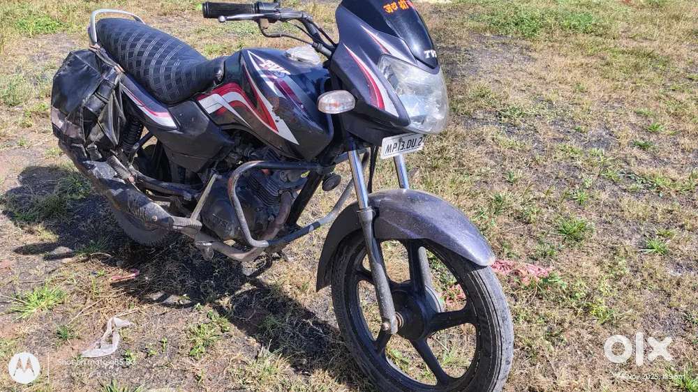 Condition badiya h...ek hath chali hui gadi h... servicing krwana h bs