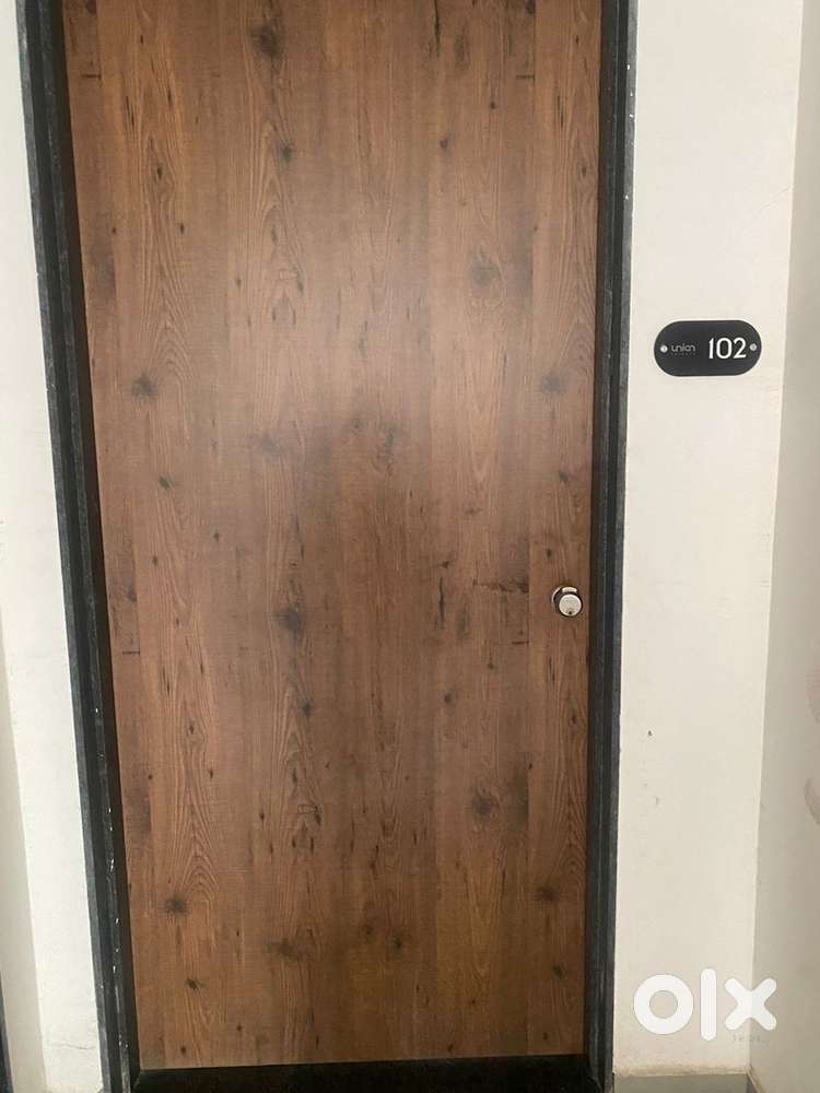 SHOP/OFFICE FOR RENT