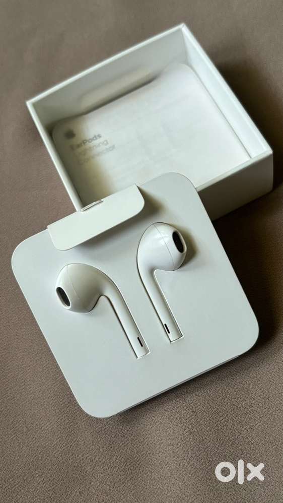 Apple EarPods (Lightning Connector)