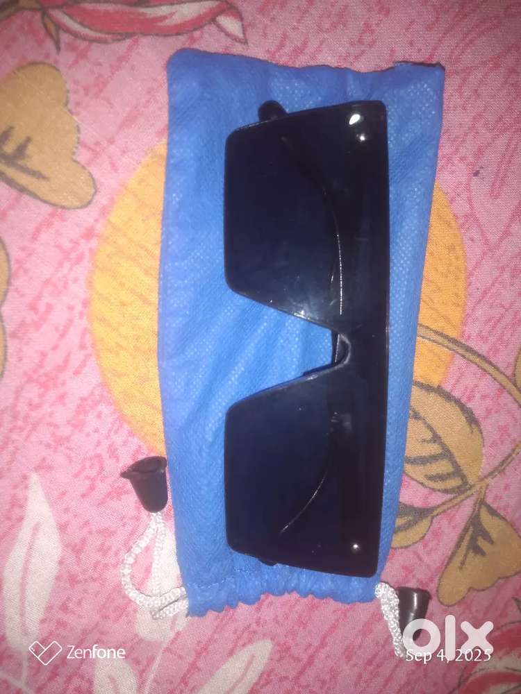 Blqck men's sunglasses