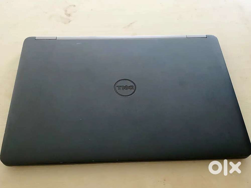 Dell laptop i5 8gb 256gb 4gb graphics