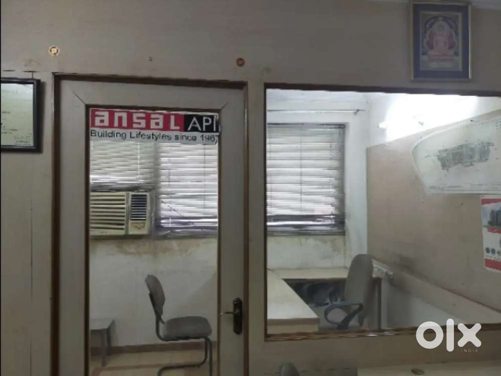 Fully furnished ready to move office in osho tower ,sardarpura