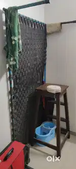 One num Chaarpaee