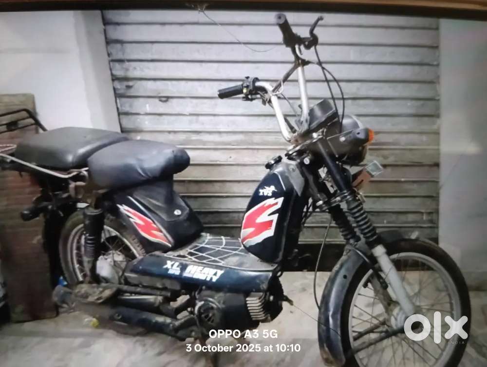 TVS XL 100 Heavy duty