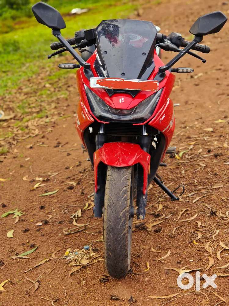 Karizma xmr 210