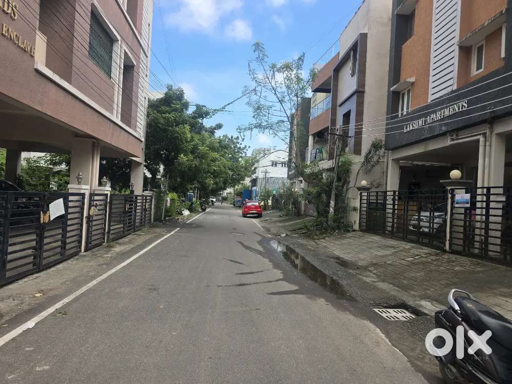 Individual villa Velachery land 1200soft duplex 3bhk buildf 2000sof