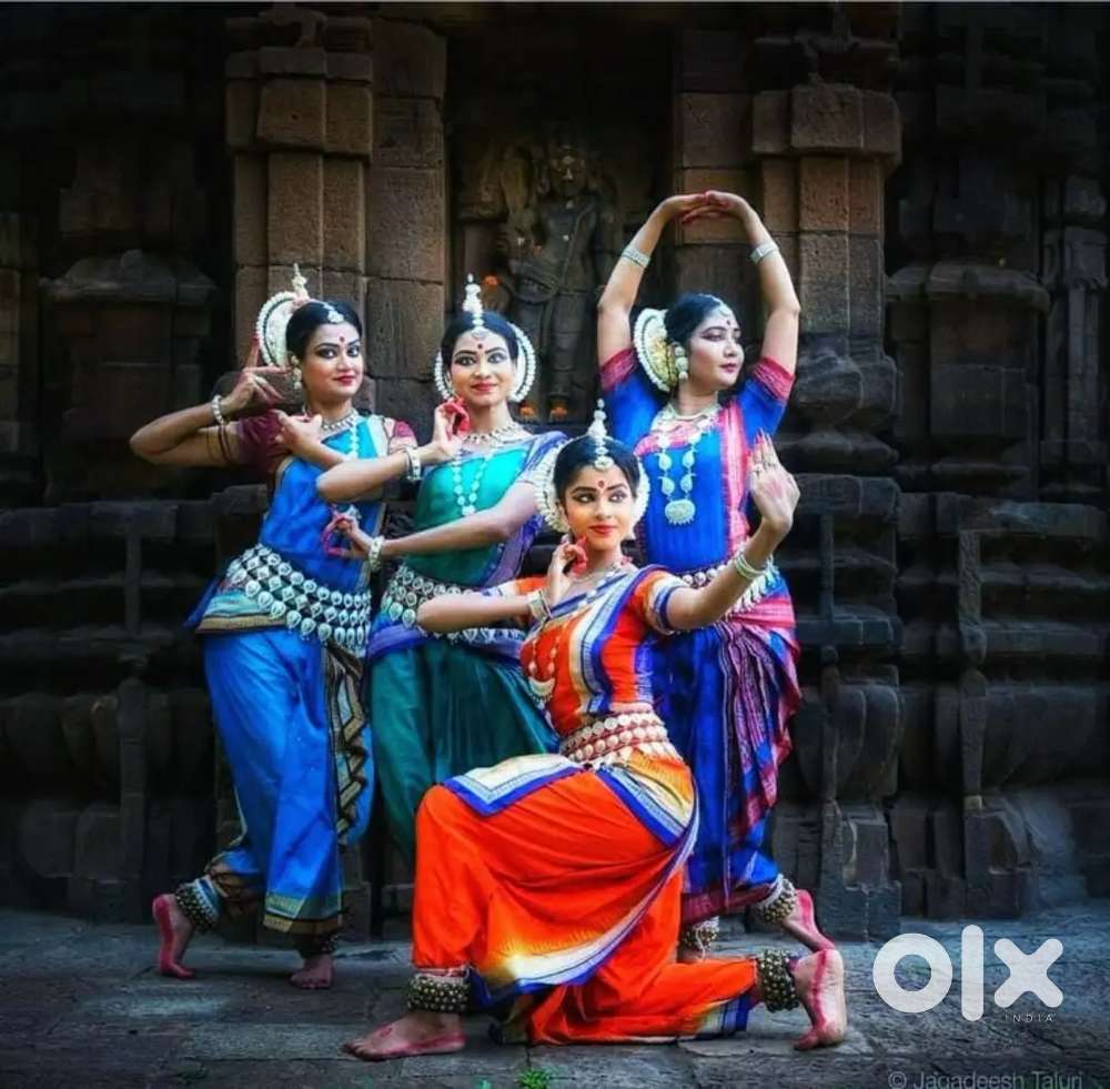 low Fees Quality online Dance and carnatic  Music class & instruments