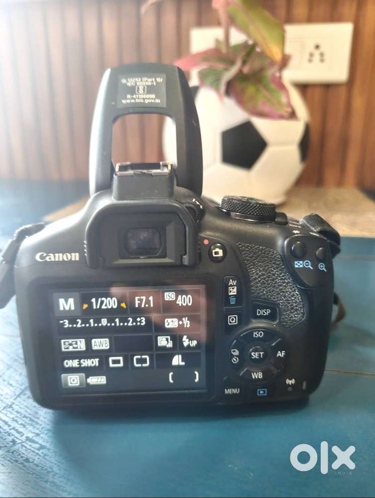 Canon EOS 1500D